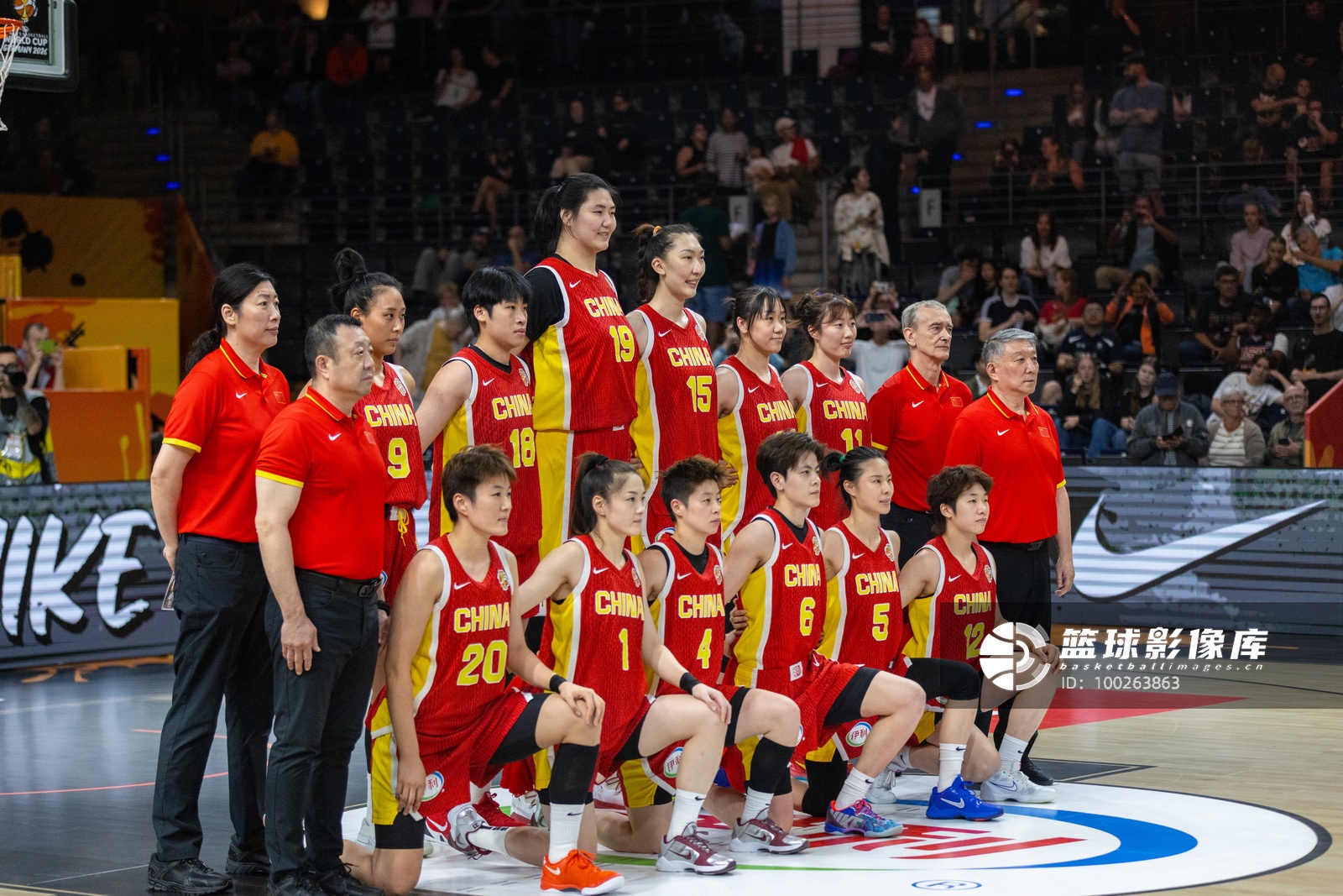 首战输美国女篮33分!中国女篮暂列小组垫底 世界杯次战对阵捷克
