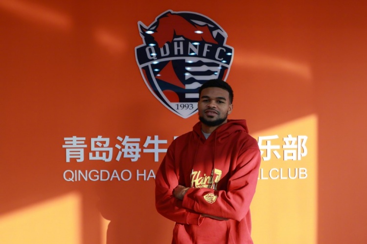记者:埃朱马、梅萨乌迪均与海牛签约两年,且没有降级解约条款 记者:埃朱马、梅萨乌迪均与海牛签约两年,且没有降级解约条款