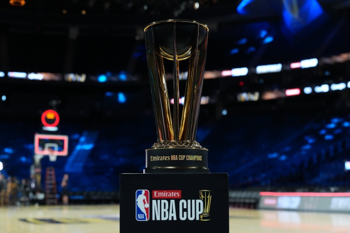 科尔:NBA杯不是神来之笔&但我也没想让它取消 球员们也挺喜欢 科尔:NBA杯不是神来之笔&但我也没想让它取消 球员们也挺喜欢