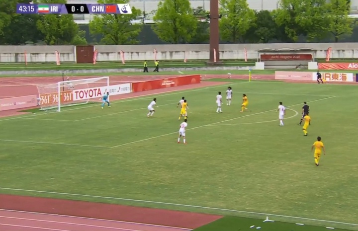 半场-U23国足0-0伊朗U23 U23国足控球率仅三成,3脚打门0射正 半场-U23国足0-0伊朗U23 U23国足控球率仅三成,3脚打门0射正