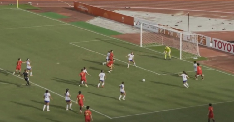 半场-中国女足2-0菲律宾女足 王妍雯双响张睿献助攻张琳艳伤退