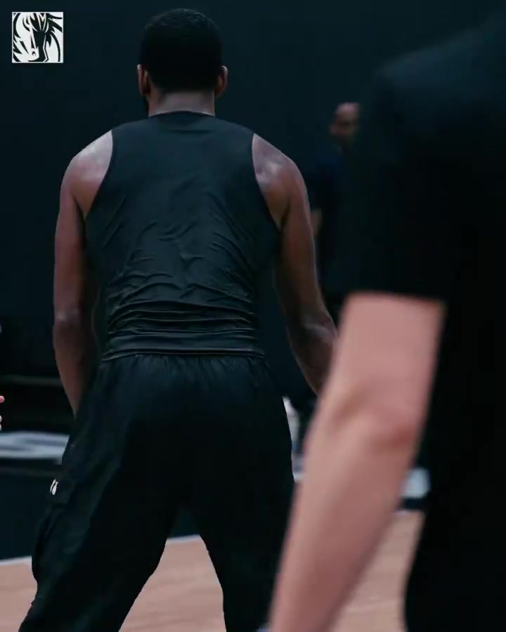运控依旧丝滑！独行侠官方晒欧文训练视频：是时候了！